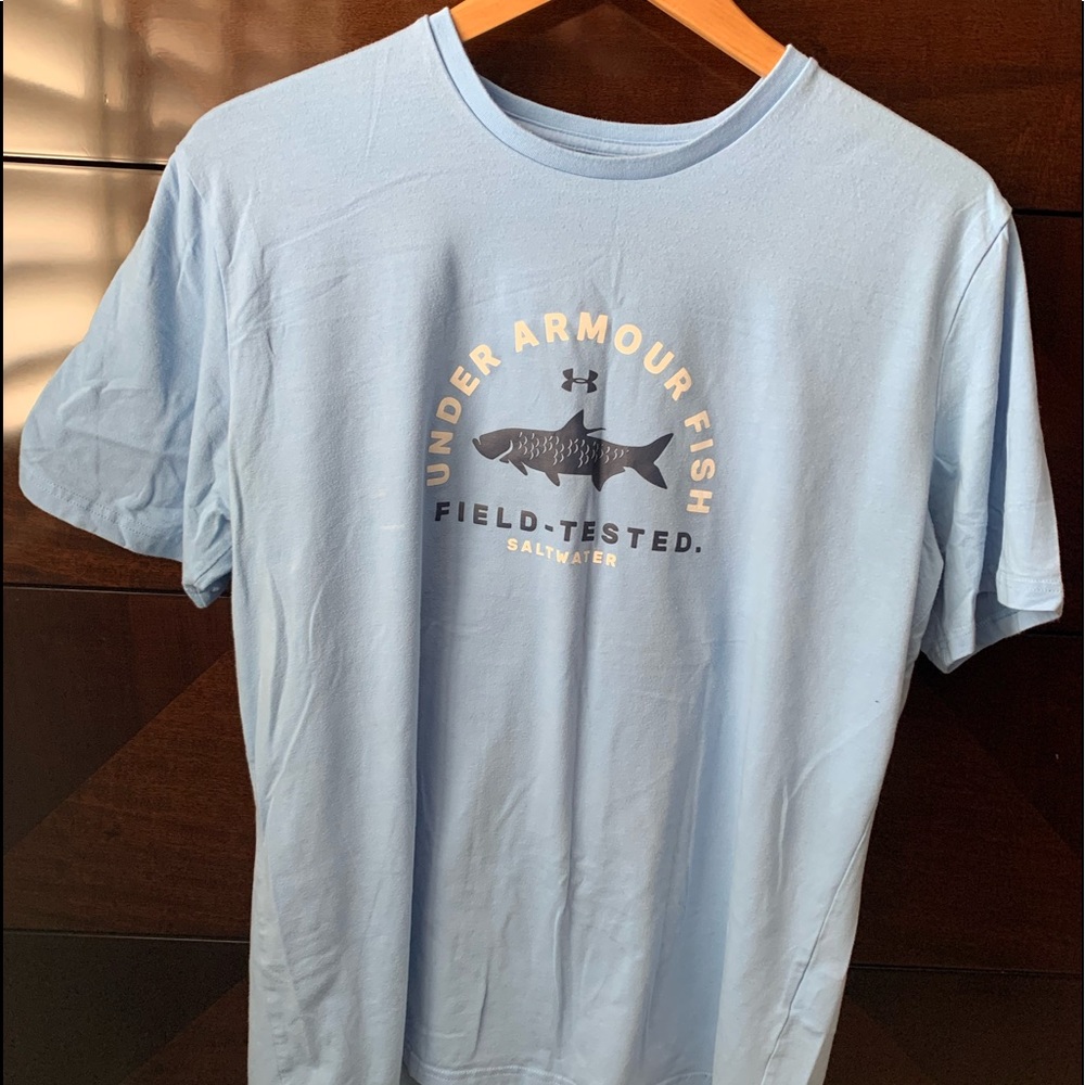 Under Armour T-Shirt.  Size Large.